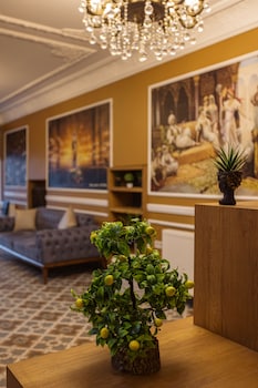 grand balyan hotel and restaurant