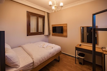 grand balyan hotel and restaurant
