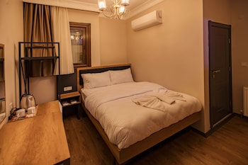 grand balyan hotel and restaurant