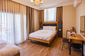 grand balyan hotel and restaurant