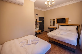 grand balyan hotel and restaurant