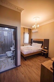 grand balyan hotel and restaurant