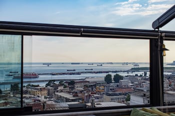 grand balyan hotel and restaurant