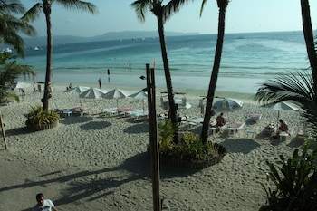 nigi nigi nu noos beach resort