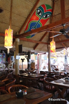 nigi nigi nu noos beach resort