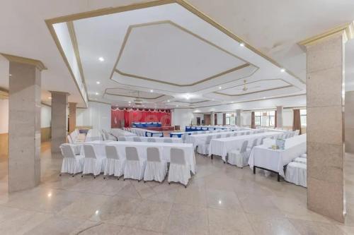 hotel ayong linggarjati kuningan