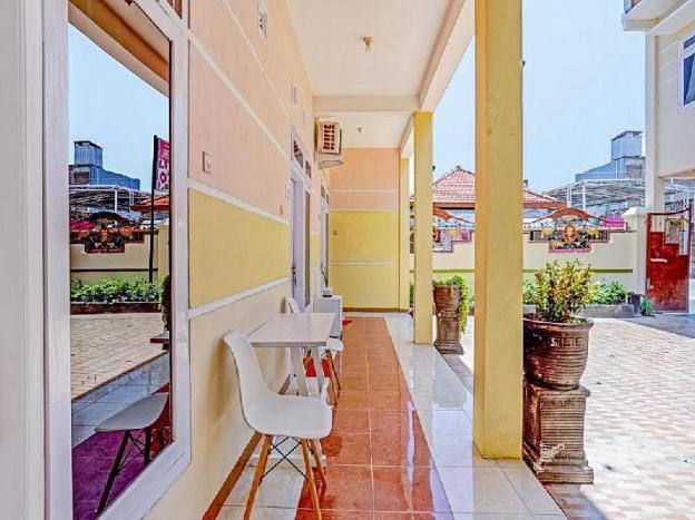 reddoorz syariah aura homestay