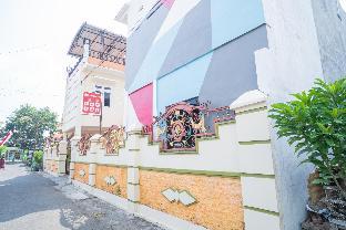 reddoorz syariah aura homestay