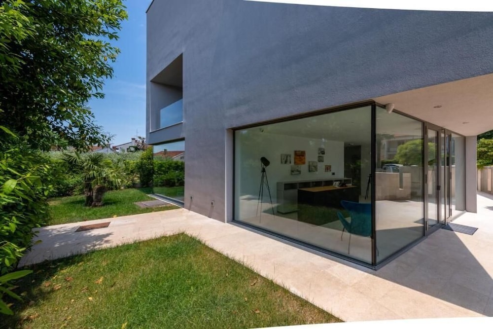 rm luxury villa with pool in rovinj