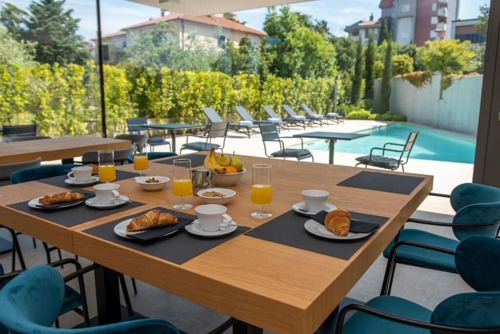 rm luxury villa with pool in rovinj