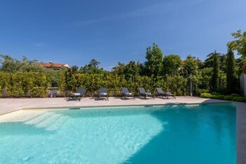 rm luxury villa with pool in rovinj