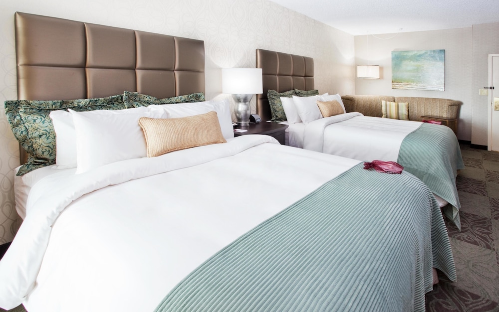 crowne plaza charleston airport conv ctr by ihg