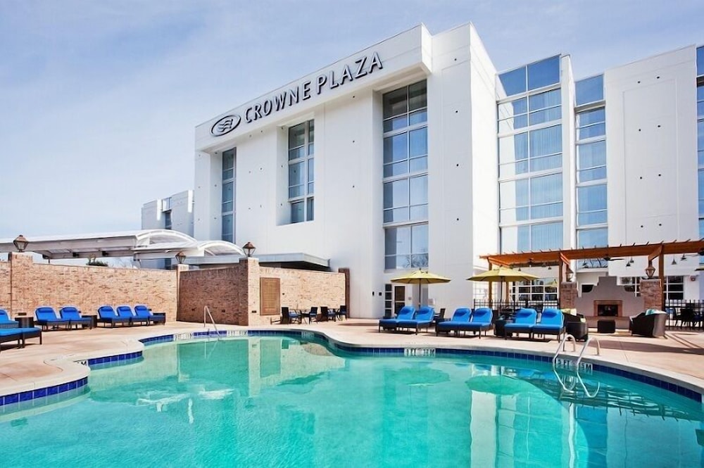 crowne plaza charleston airport conv ctr by ihg