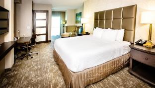 crowne plaza charleston airport conv ctr by ihg