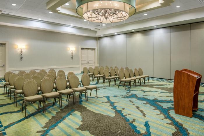 crowne plaza charleston airport conv ctr by ihg