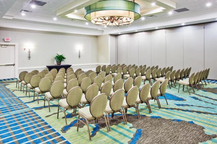 crowne plaza charleston airport conv ctr by ihg