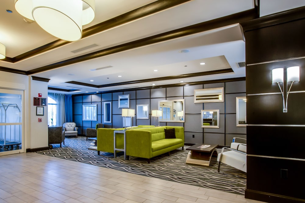 holiday inn express and suites charleston arpt con