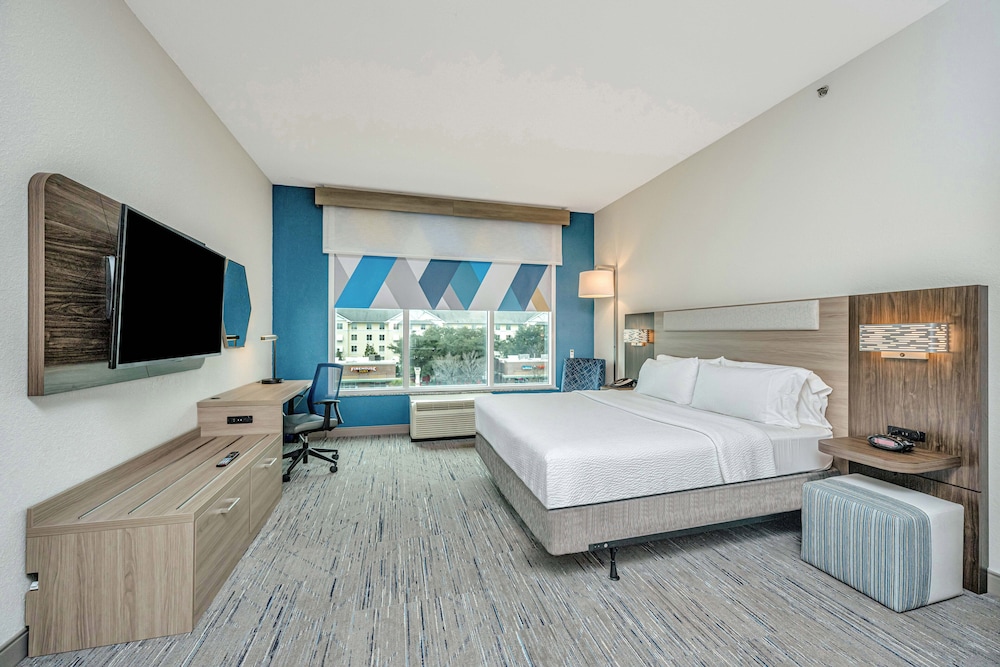 holiday inn express and suites charleston arpt con