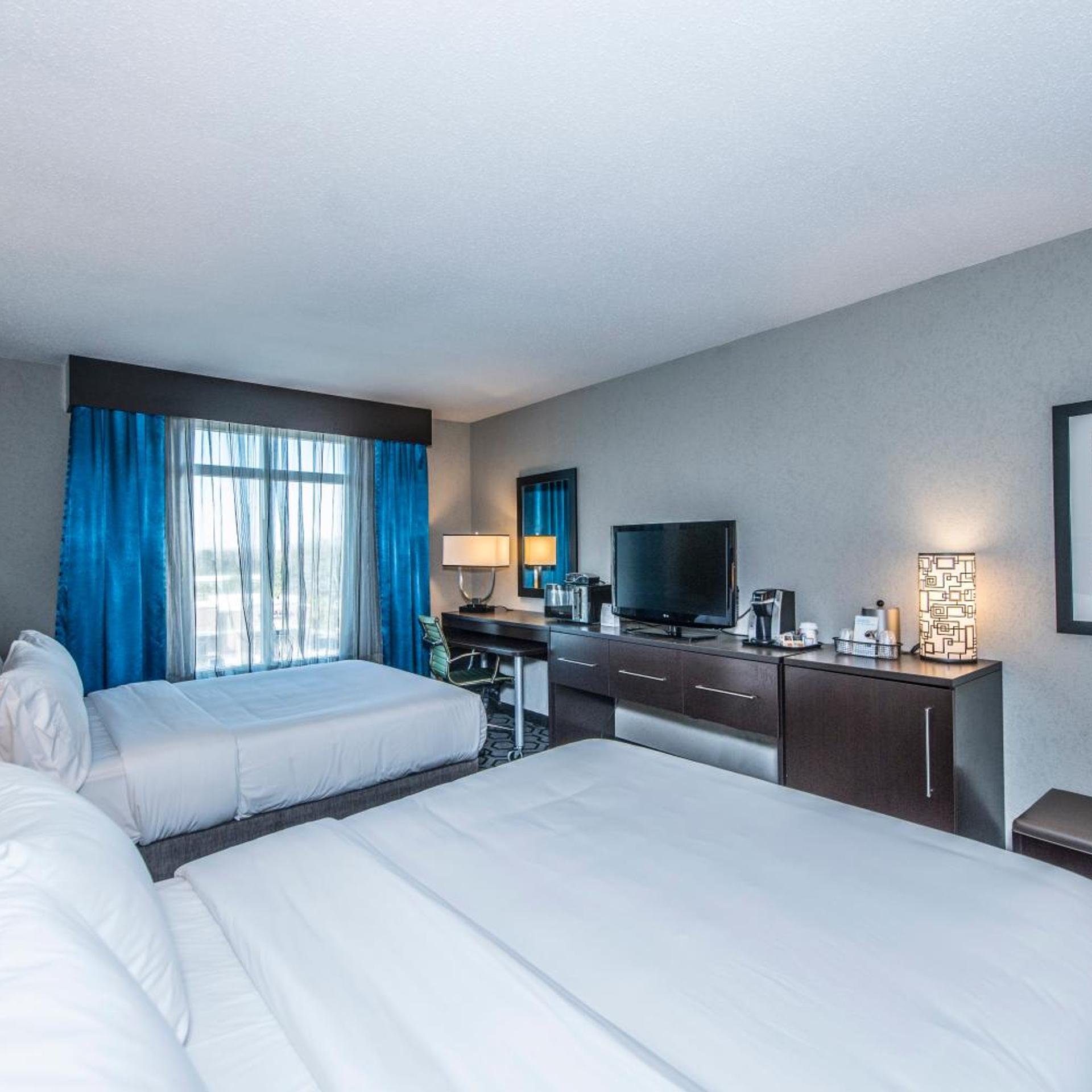 holiday inn express and suites charleston arpt con