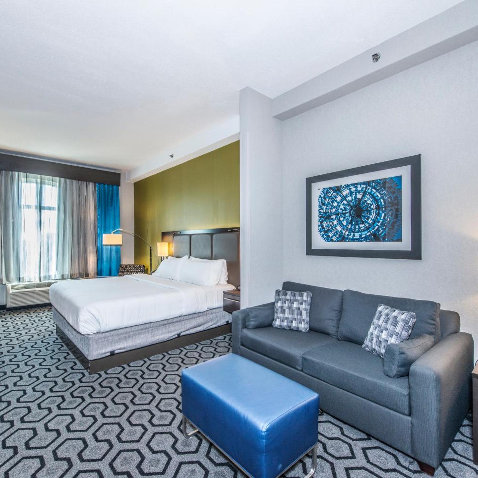 holiday inn express and suites charleston arpt con