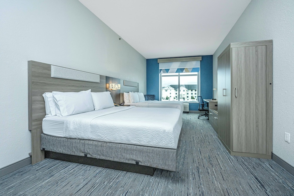 holiday inn express and suites charleston arpt con