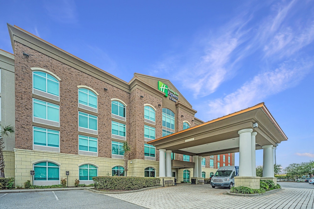 holiday inn express and suites charleston arpt con