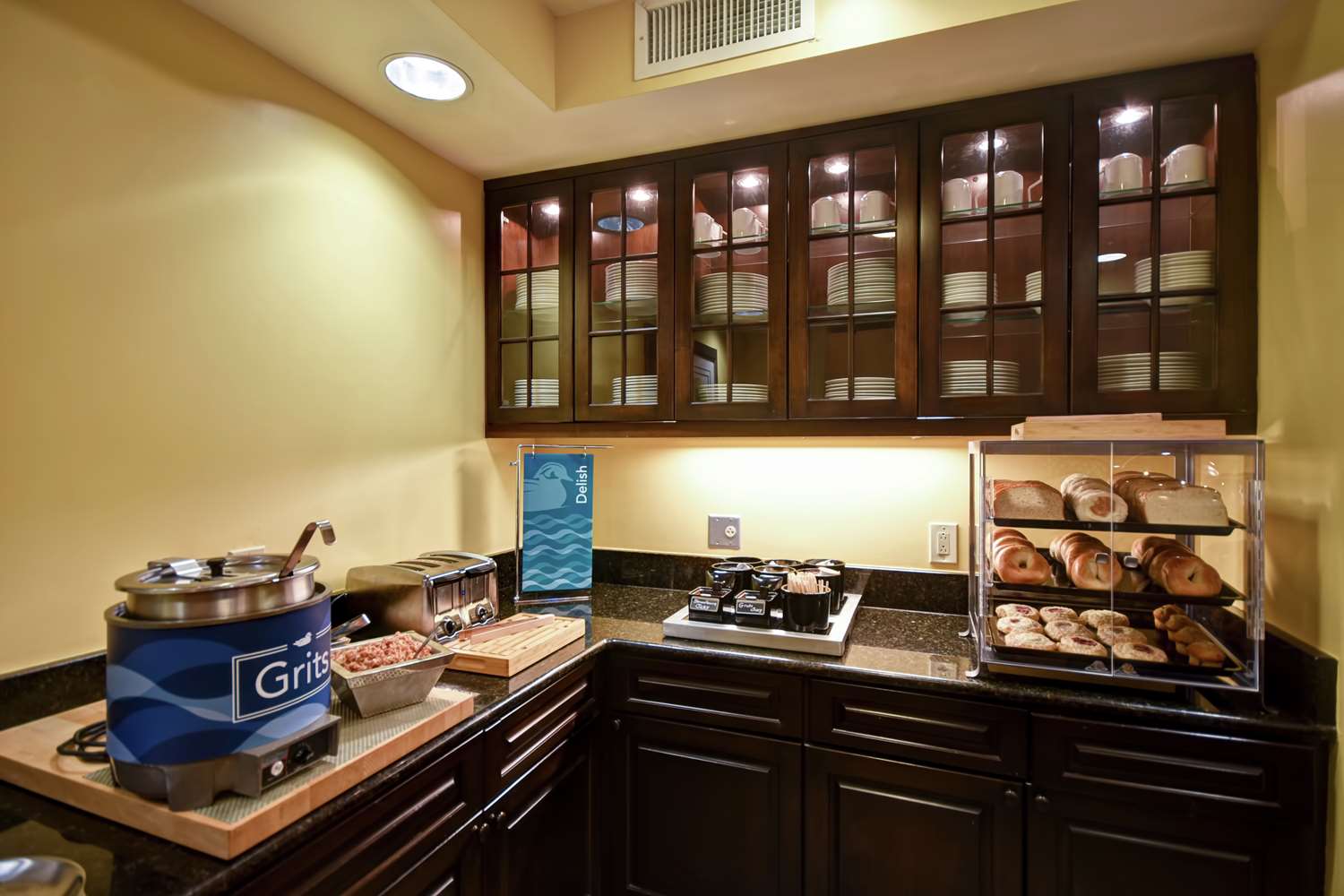 homewood suites by hilton charleston airport