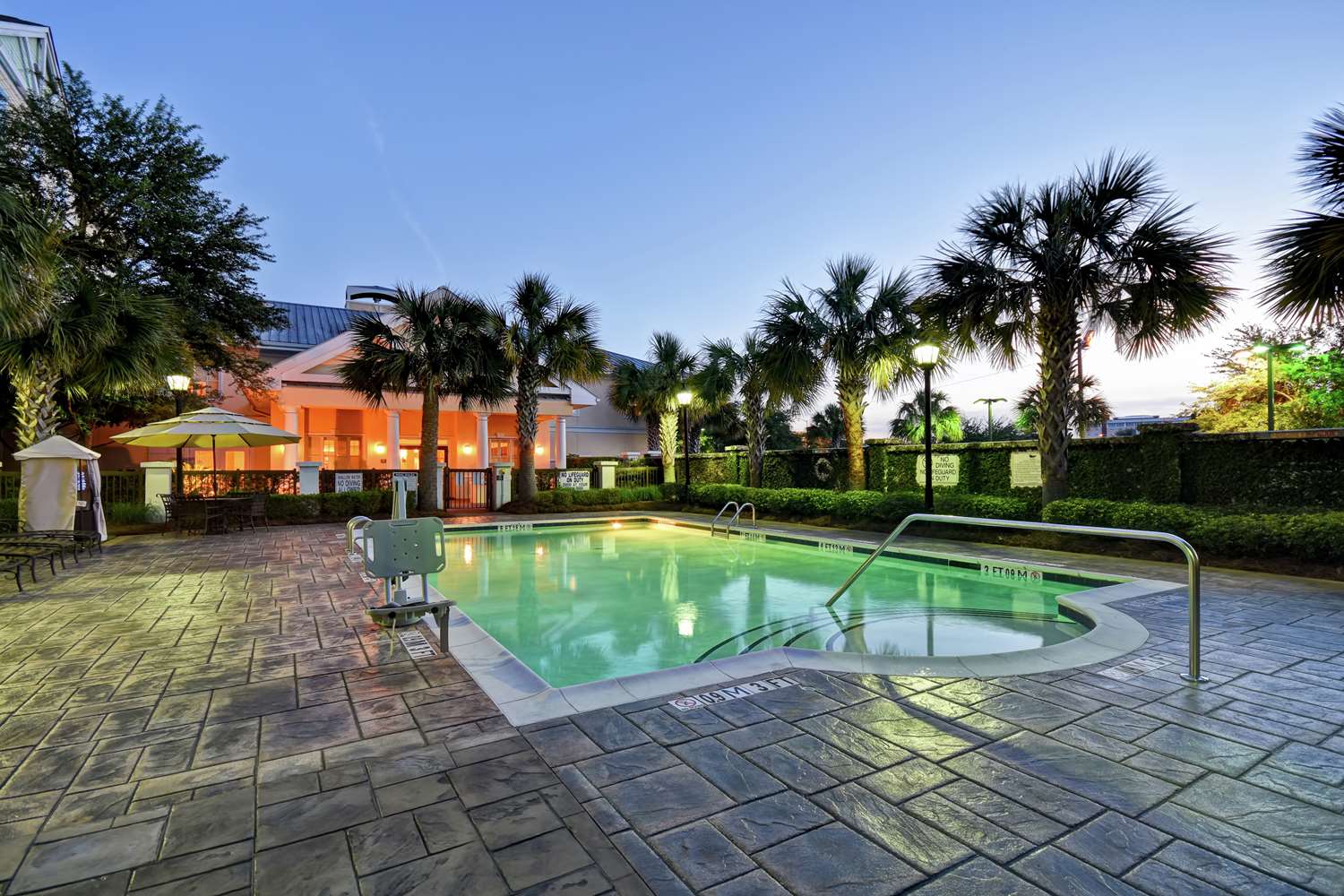 homewood suites by hilton charleston airport