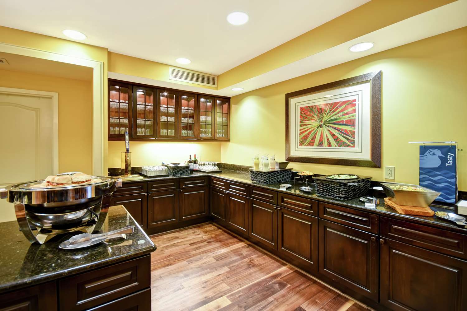 homewood suites by hilton charleston airport