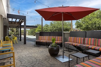 home2 suites by hilton charleston airport convention center sc