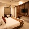 Hotel Bhairav Bagh With Swimming Pool,Nai>>Udaipur,3 star