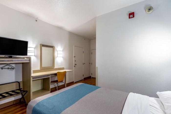 motel 6 caseyville il caseyville il