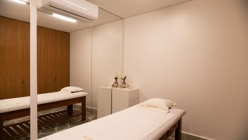 salinas exclusive resort