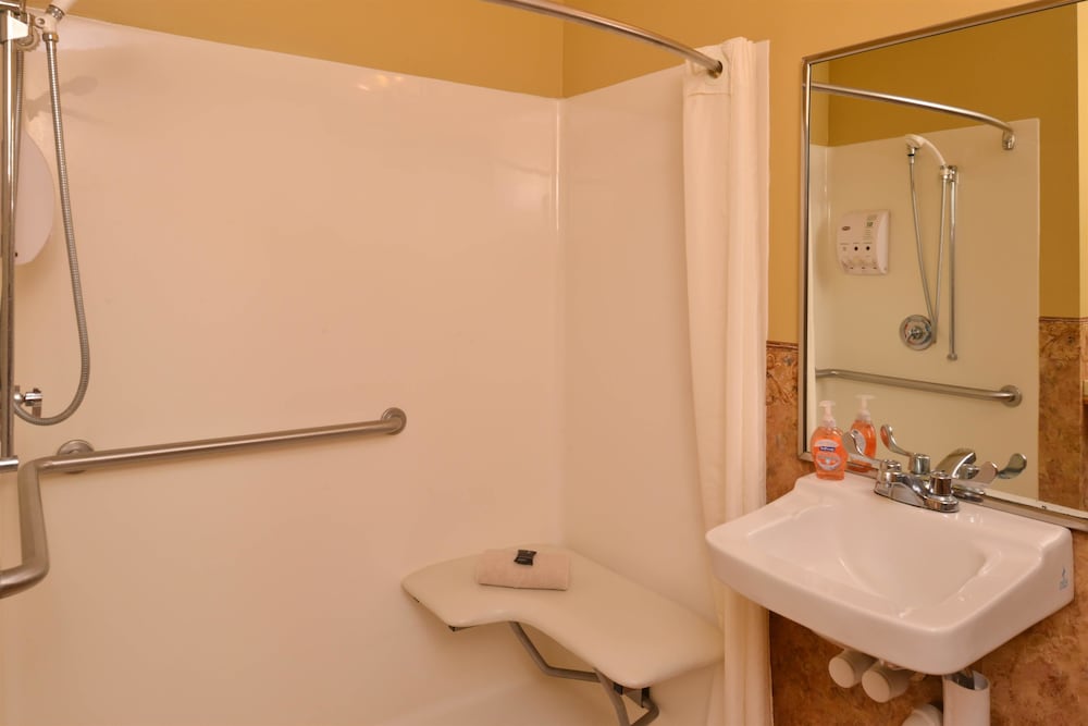 country hearth inn and suites edwardsville st louis