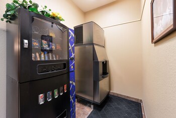 country hearth inn and suites edwardsville st louis