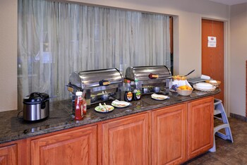 country hearth inn and suites edwardsville st louis