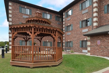 country hearth inn and suites edwardsville st louis