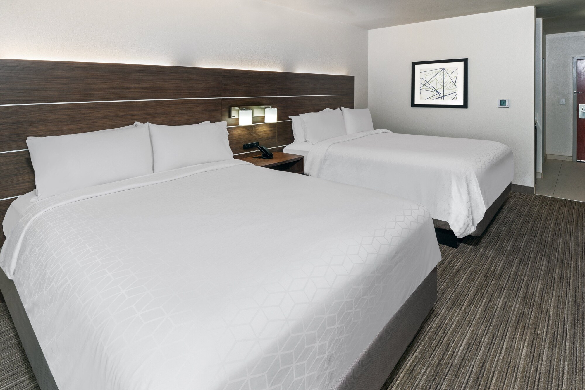 holiday inn express and suites west by ihg
