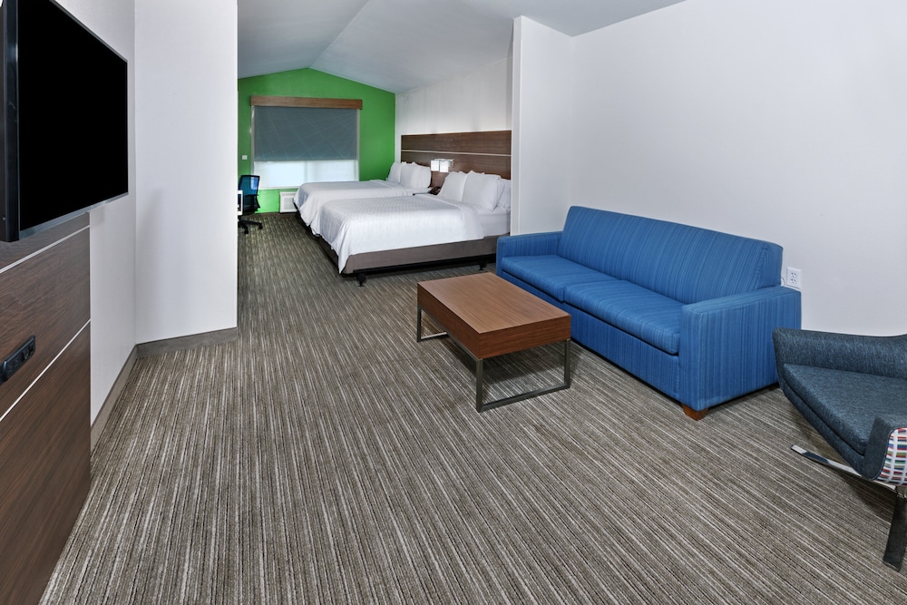 holiday inn express and suites west by ihg