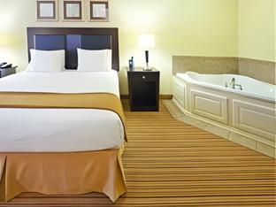 holiday inn express and suites west by ihg