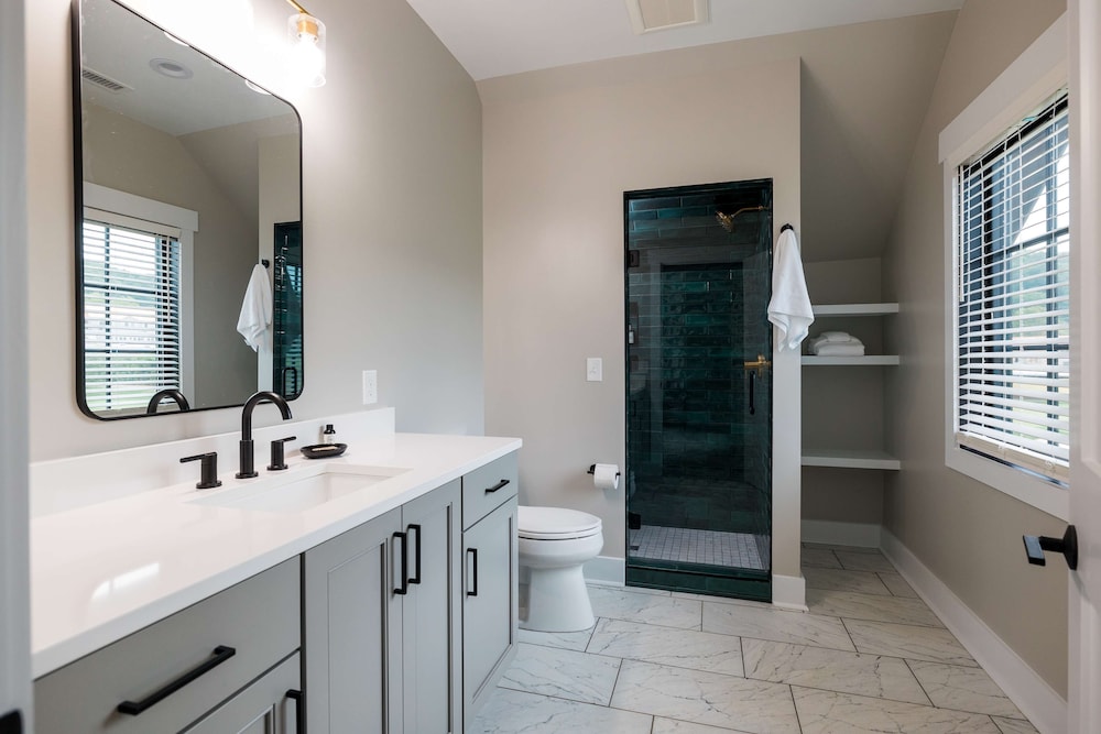 waynesville inn and golf club tapestry collection by hilton