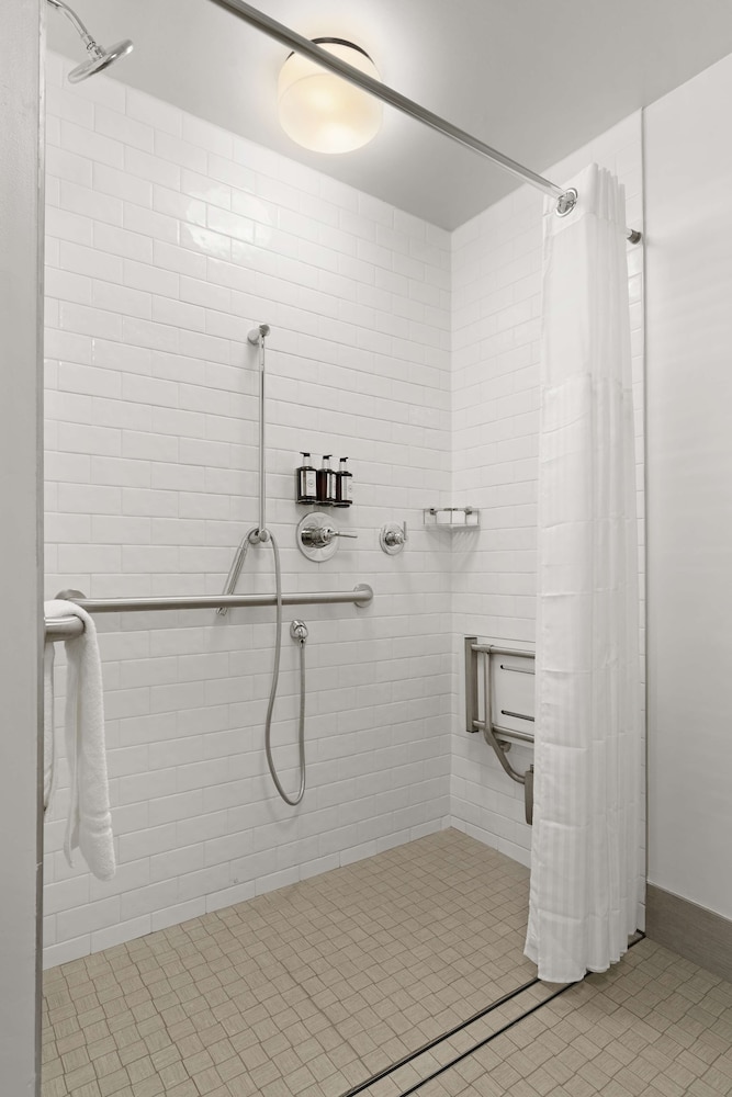 waynesville inn and golf club tapestry collection by hilton