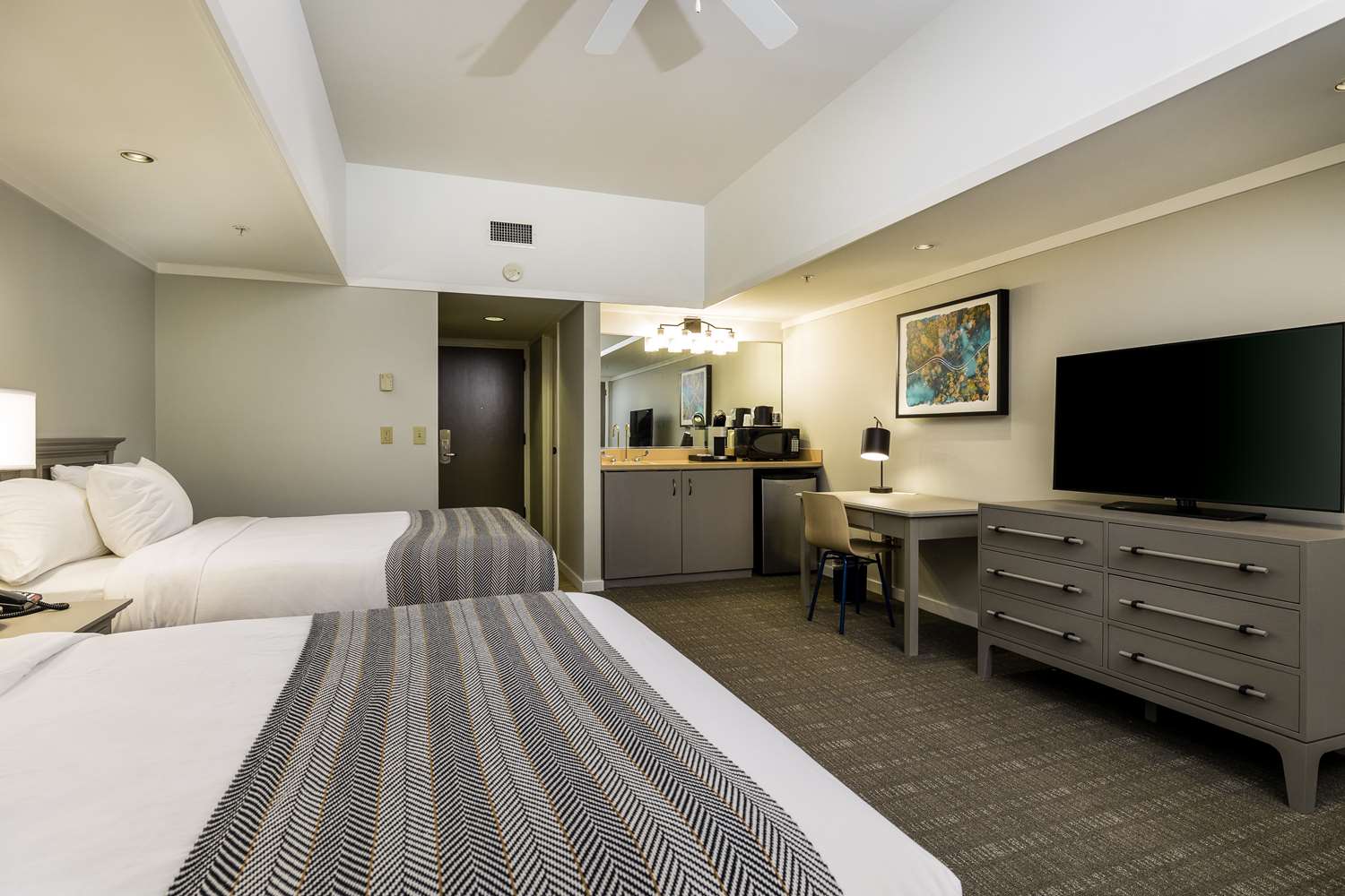 waynesville inn and golf club tapestry collection by hilton