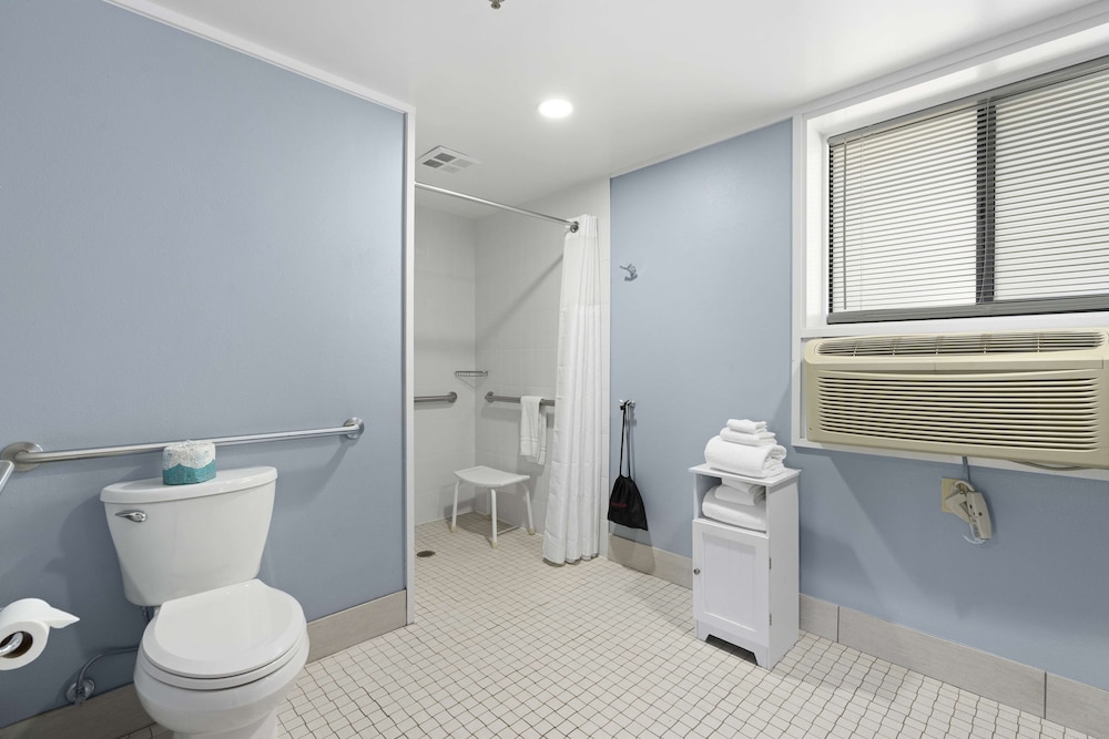 waynesville inn and golf club tapestry collection by hilton