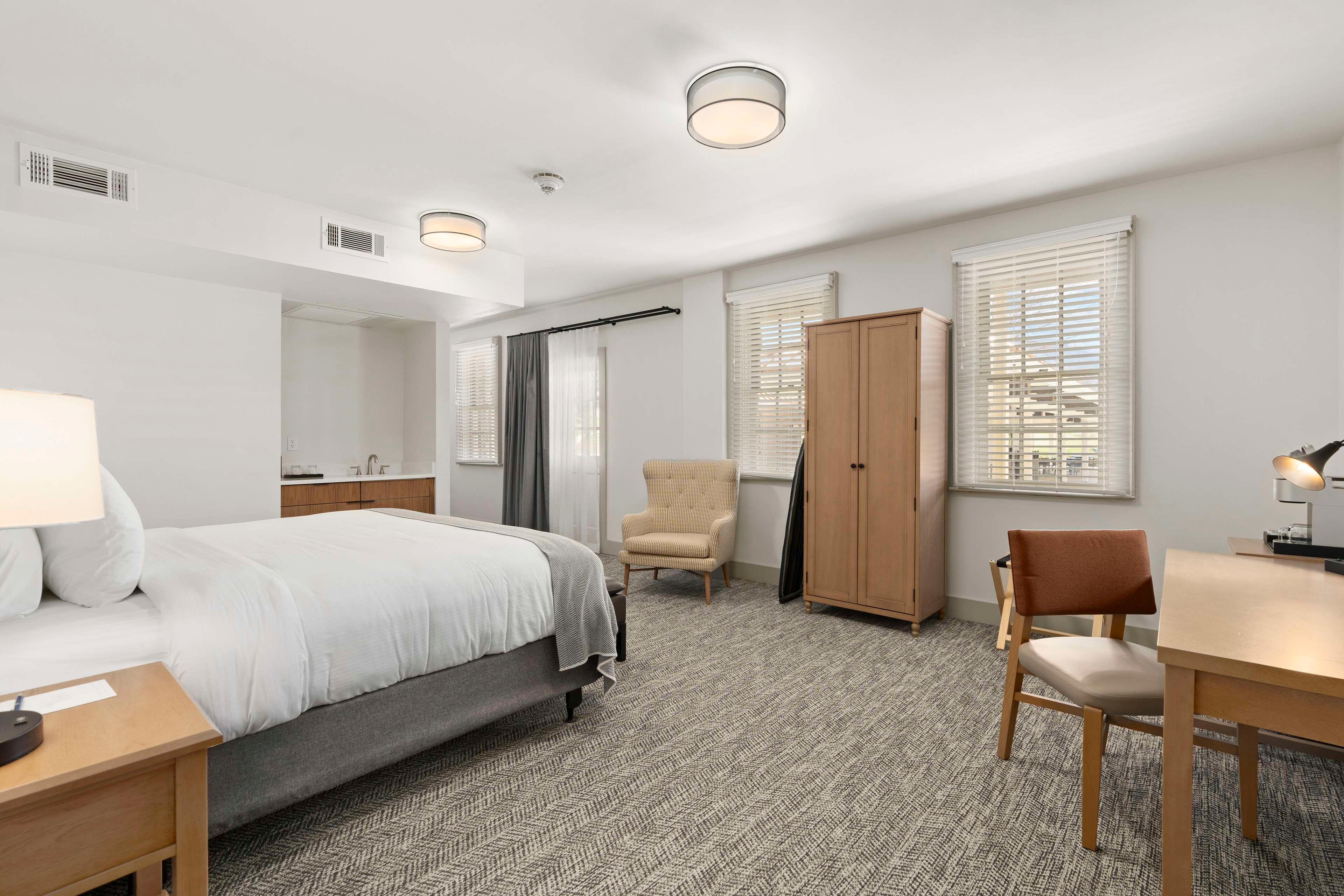 waynesville inn and golf club tapestry collection by hilton