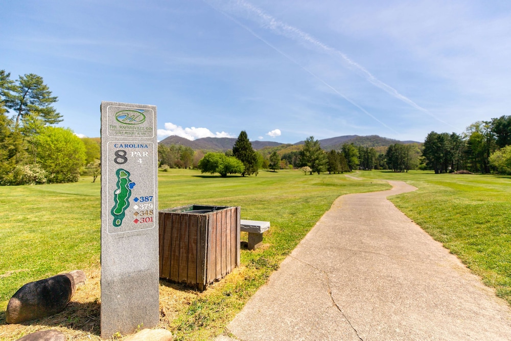 waynesville inn and golf club tapestry collection by hilton