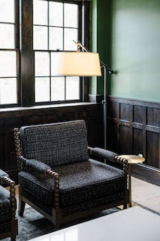 waynesville inn and golf club tapestry collection by hilton