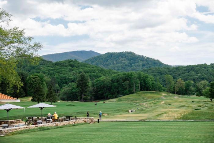 waynesville inn and golf club tapestry collection by hilton