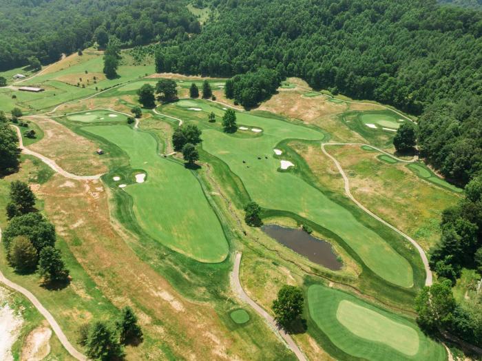 waynesville inn and golf club tapestry collection by hilton