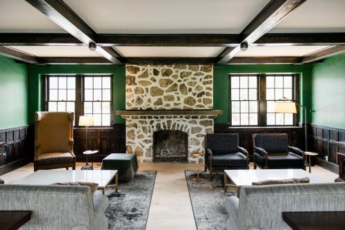 waynesville inn and golf club tapestry collection by hilton